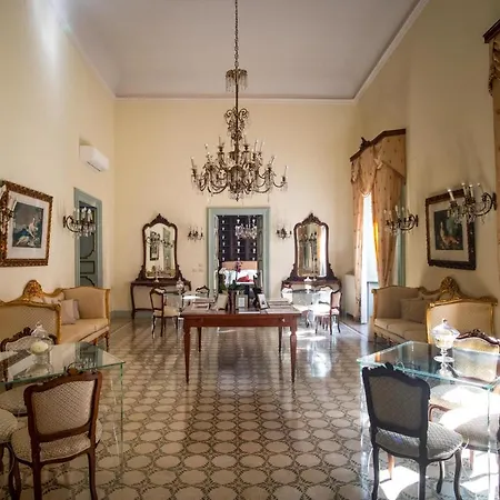 Palazzo Guido Лечче