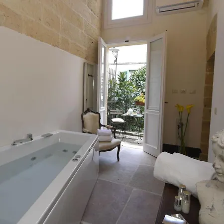 Palazzo Guido Bed & Breakfast 3*