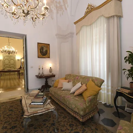 Palazzo Guido Лечче