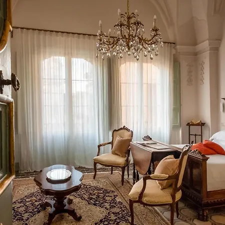Bed and Breakfast Palazzo Guido Λέτσε