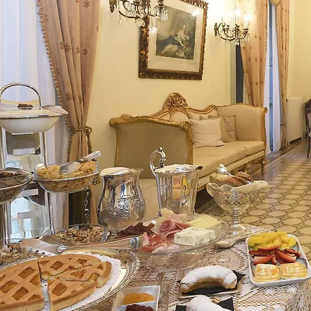 Bed and Breakfast Palazzo Guido 4*