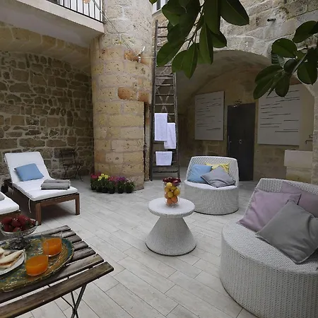 Palazzo Guido 4* Лечче