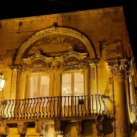 Bed and Breakfast Palazzo Guido Λέτσε