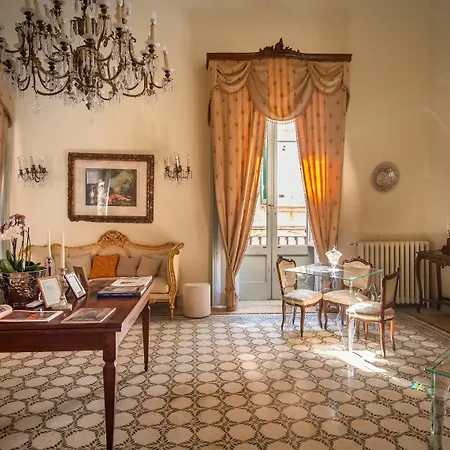 Palazzo Guido 4*