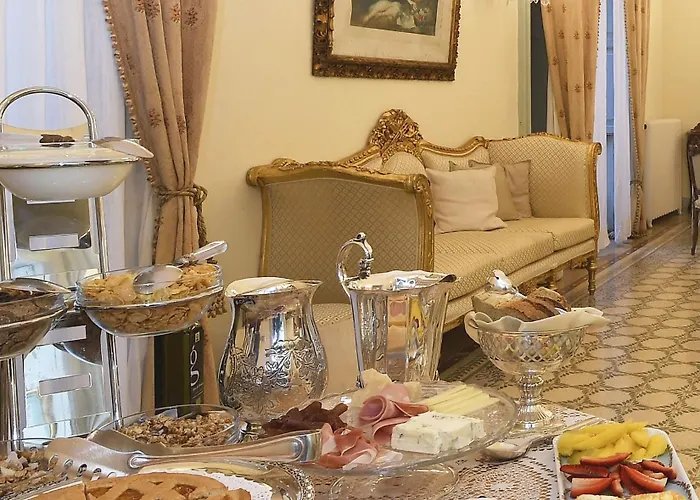 Bed & Breakfast Palazzo Guido 4*